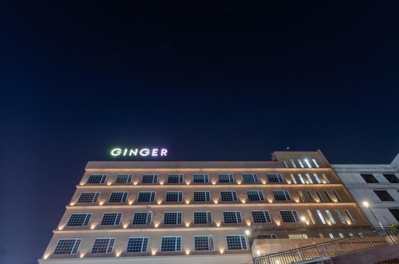 Ginger Surat City Centre Экстерьер фото